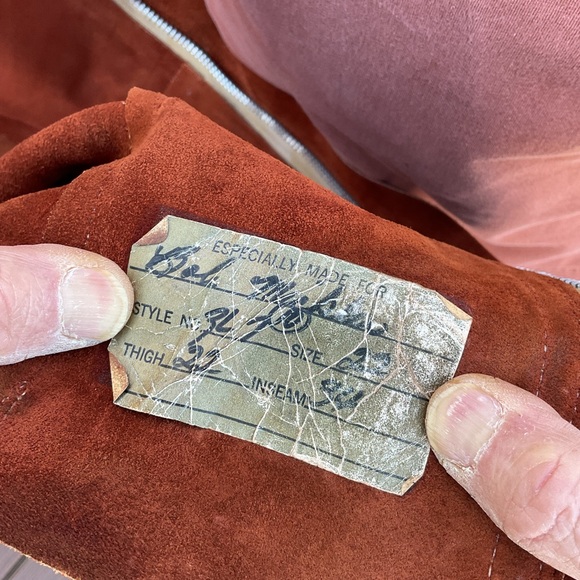 Suede leather chaps in Rust. - Picture 4 of 4